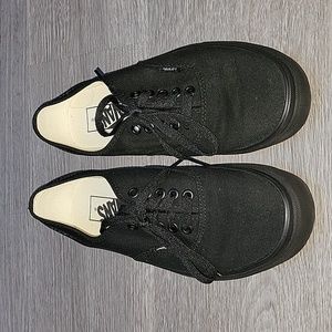 Vans The Authentic Low Top Shoes